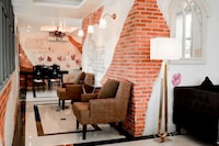 RQ Bangkok Sukhumvit 107 by Collection O