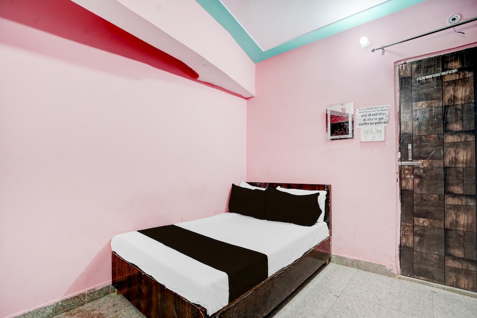 Hotel O DAZI STAR , Anand Vihar Delhi, Delhi