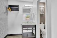Studio 6 Extended Stay - Summerville, SC - Charleston