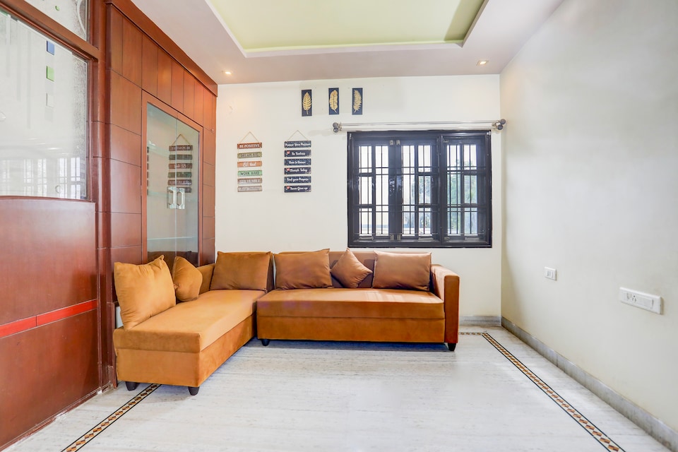 OYO 836473 MP GUEST INN, Nellore Bus Station, Nellore