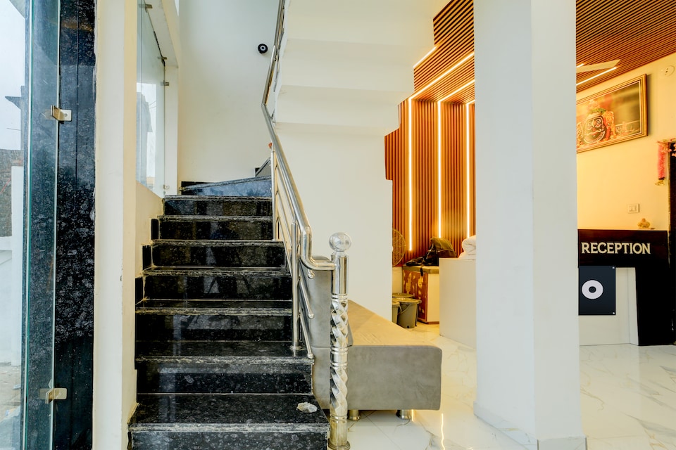 Hotel O Rudra Leela, Ujjain Indore Road, Ujjain