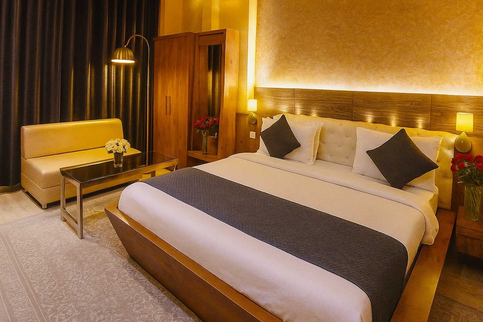 HOTEL O SWARAT INN, Satna, Satna