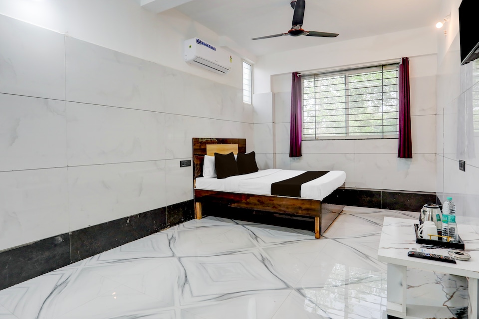 Hotel O Univers Inn, Rajender Nagar, Indore