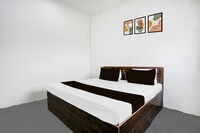 Hotel O SHR Guest House