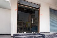 Townhouse Oak Lahartara Railway Bridge Near Bus Stop