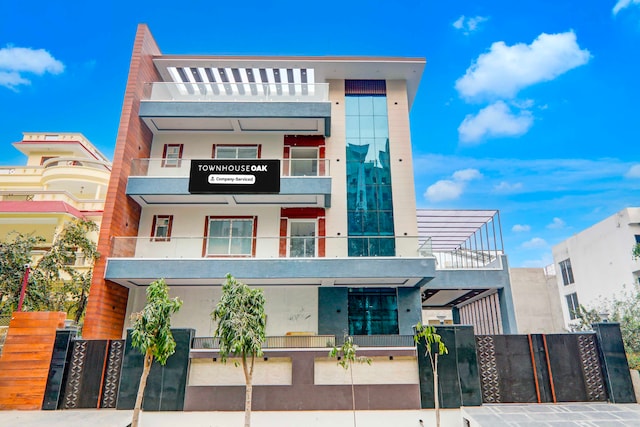 Townhouse Oak Sector 4 Gomti Nagar Vistar