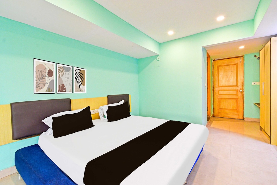 Power Break Super Townhouse Ameerpet Balkampet Road (6 Hrs Stay), Ameerpet, Hyderabad