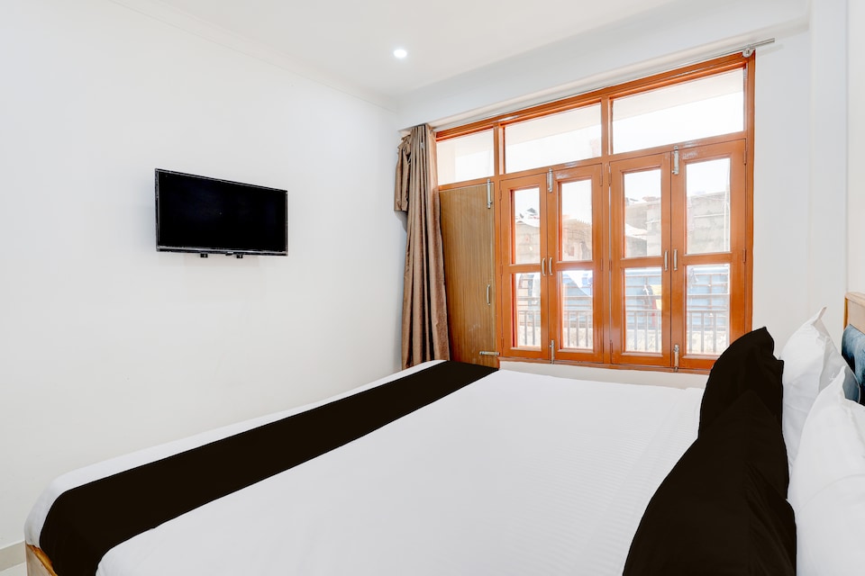 Hotel O New Plaza , Chhatarpur Delhi, Delhi