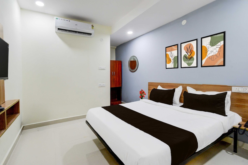 Power Break Super Townhouse Kukatpally North Formerly Munagala Arcade (6 Hrs Stay), Kukatpally, Hyderabad