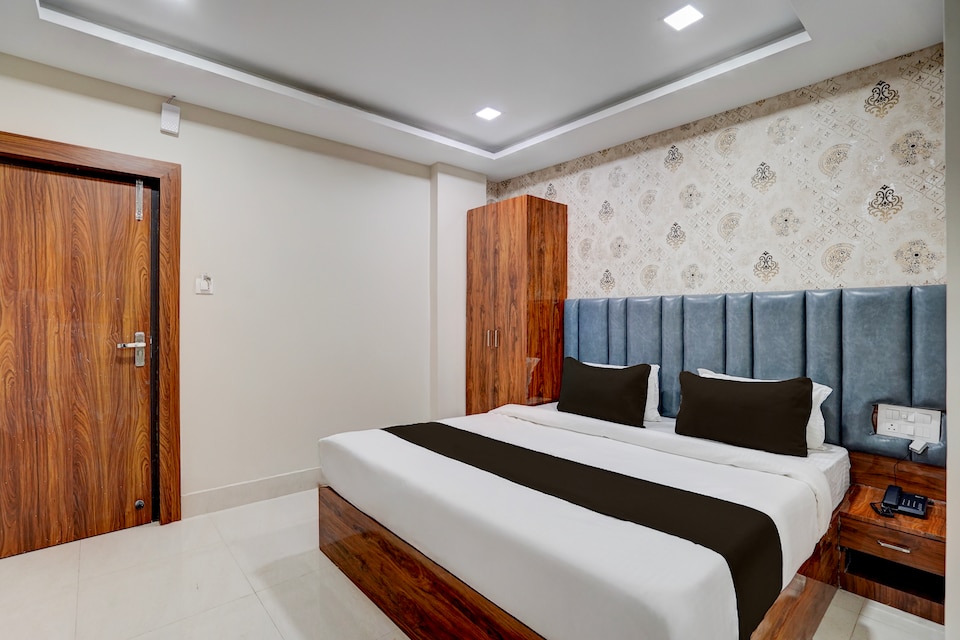 Super Collection O AIIMS Bhubaneshwar , Khandagiri Bhubaneswar, Bhubaneswar