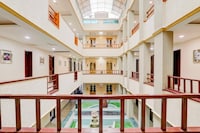 Collection O Gujarat Anand City Bus Station