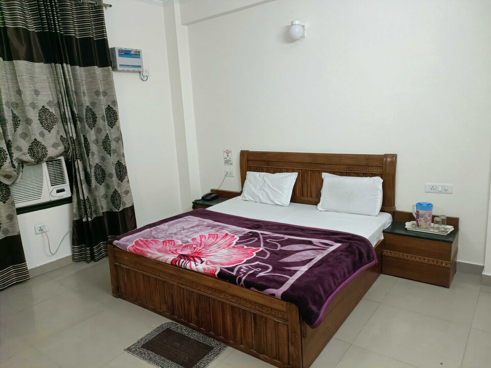 Collection O Shri Mata Vaishno Devi Railway Junction Formerly Sai Mahal, Katra cluster, Katra