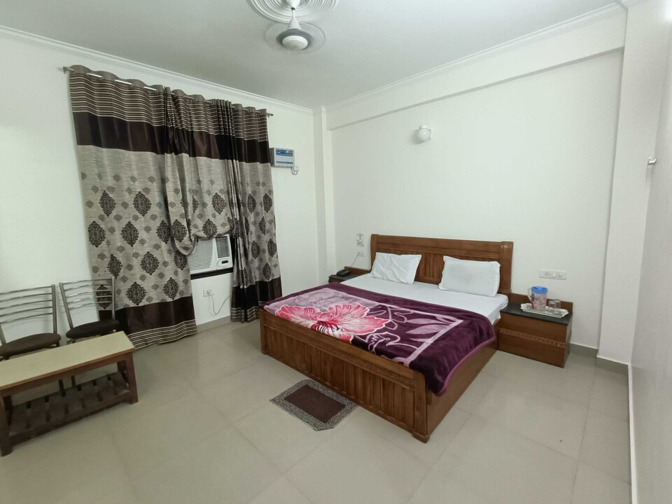 Collection O Shri Mata Vaishno Devi Railway Junction Formerly Sai Mahal, Katra cluster, Katra