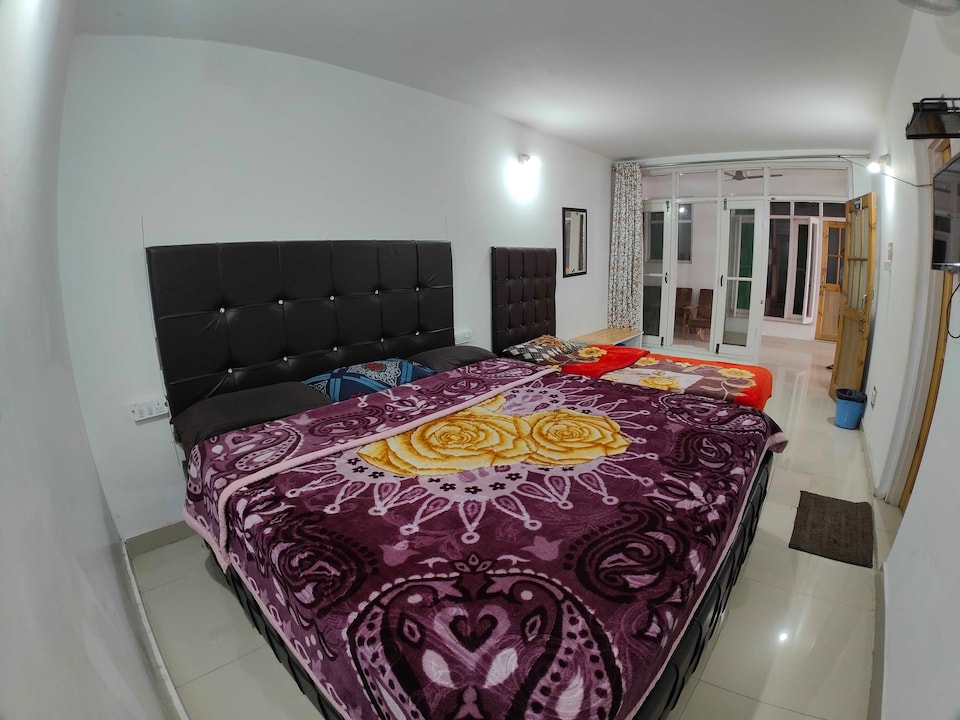 Hotel O lotus, Dal-lake cluster, Srinagar