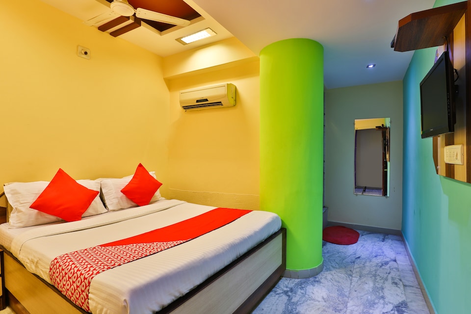 OYO 2284 Hotel Honey Bunny, Navrangpura Ahmedabad, Ahmedabad