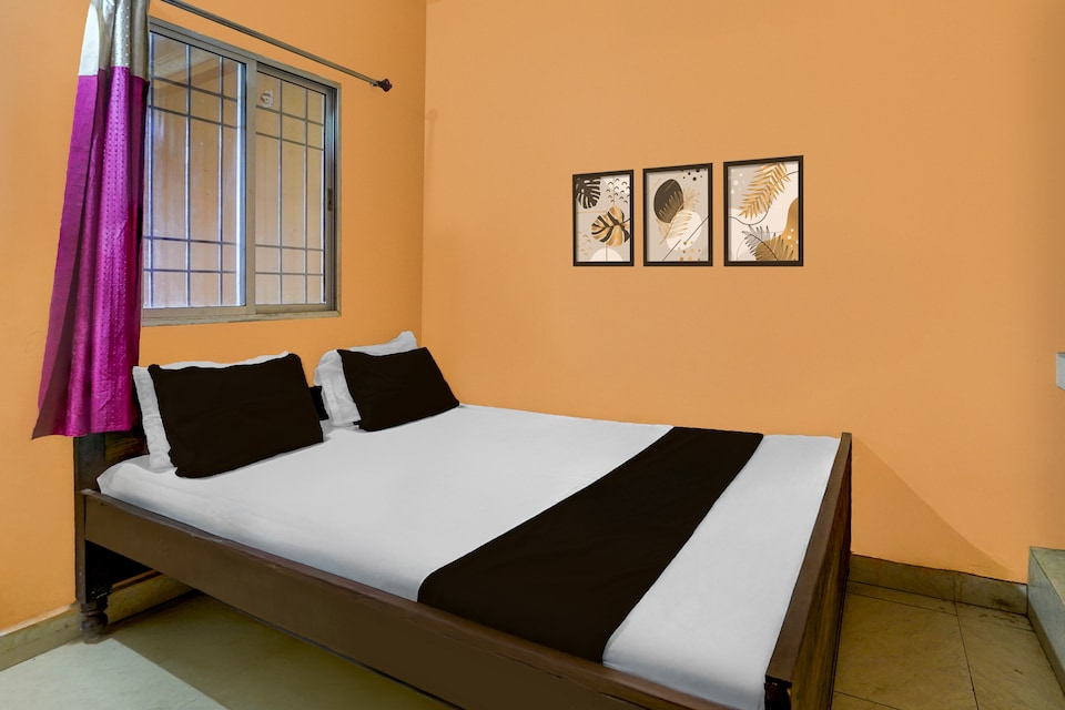 SPOT ON Hotel Aman Restaurant And Sweets , Mango Jamshedpur, Jamshedpur