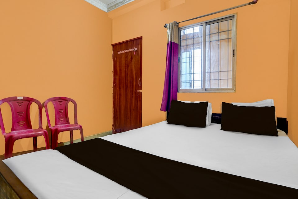 SPOT ON Hotel Aman Restaurant And Sweets , Mango Jamshedpur, Jamshedpur