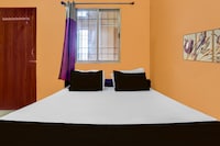 SPOT ON Hotel Aman Restaurant And Sweets 