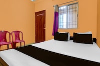 SPOT ON Hotel Aman Restaurant And Sweets 