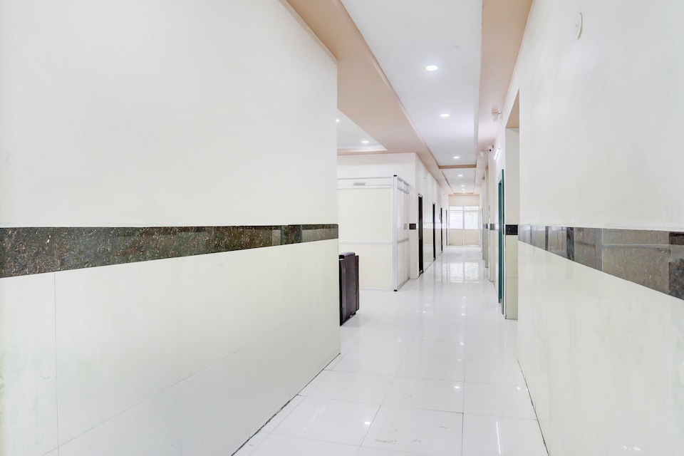 Hotel O Kurnool Bus Stand Formerly RR Residency, Kurnool, Kurnool