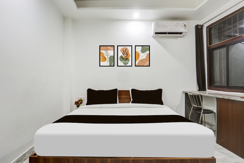 Hotel O Parl Crown , Airport Delhi, Delhi Transit