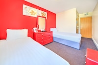 GO2 Gloucester Hotel by OYO