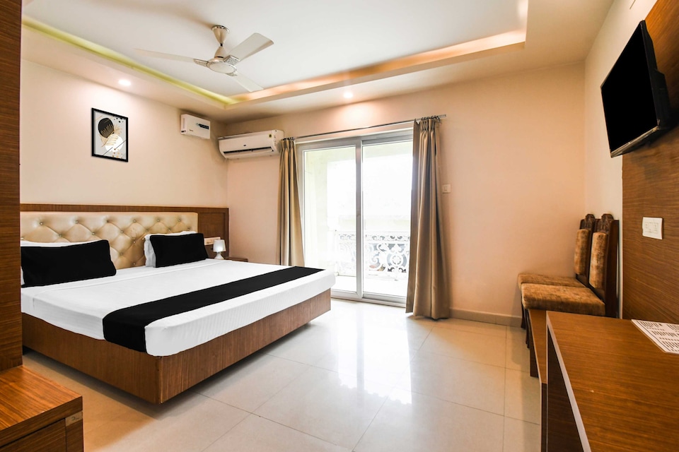 Hotel O Paschim Dwar Near Jagannatha Temple, Swargdwar Puri, Puri
