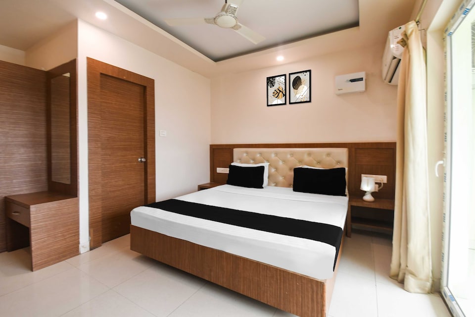 Hotel O Paschim Dwar Near Jagannatha Temple, Swargdwar Puri, Puri