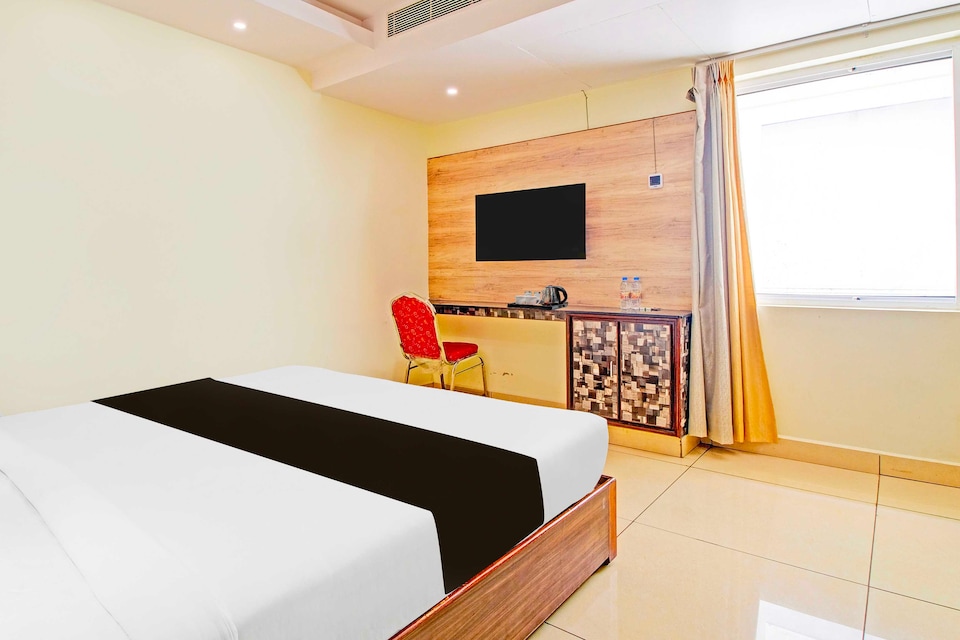 Hotel O Grand Governorpet, Governorpet Vijayawada, Vijayawada