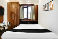 Super [Day Stay - 12 Hrs Slot : 8 AM to 8 PM] Hotel O Nainital Eco Cave Park