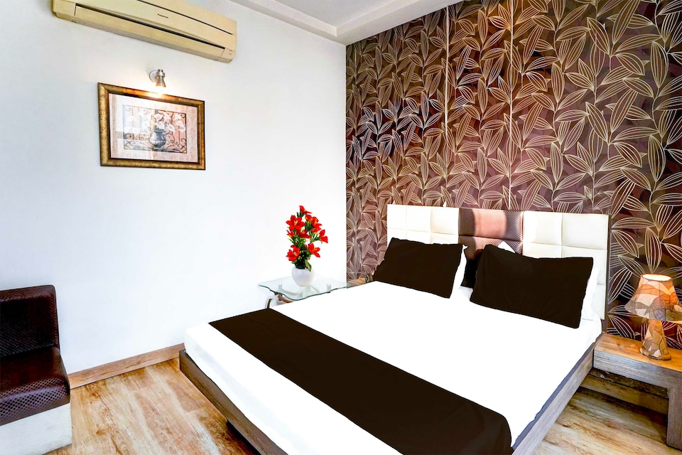 Hotel O Banipark, Sindhi Camp, Jaipur