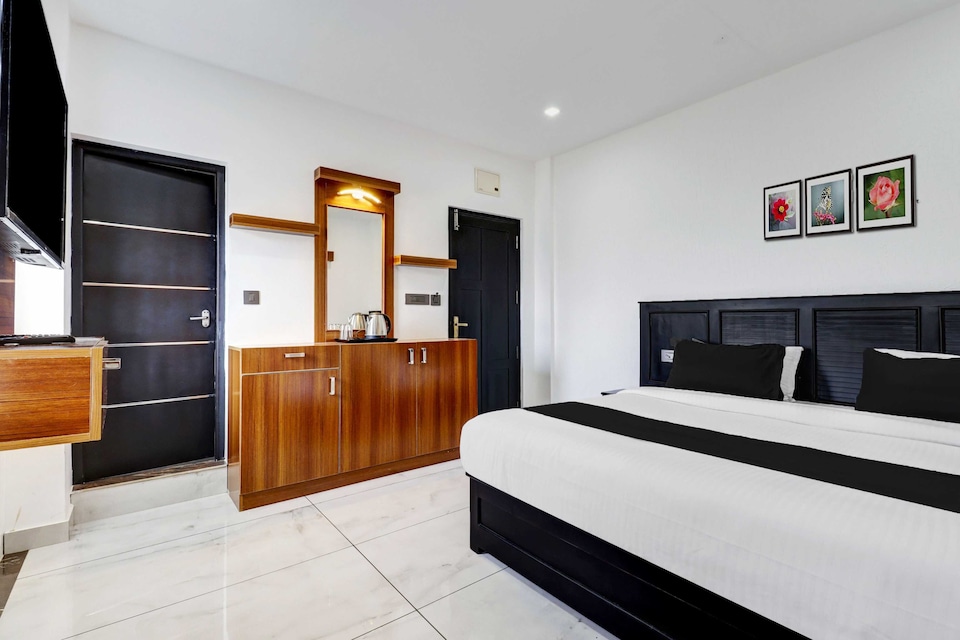 Hotel O Chithirapuram View Point Munnar, Anachal, Munnar