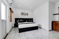 [Day Stay - 12 Hrs Slot : 8 AM to 8 PM] Hotel O Munnar Bypass