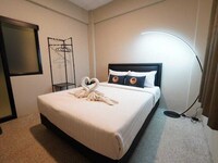 Dancenter Rq Bangkok Huai Khwang