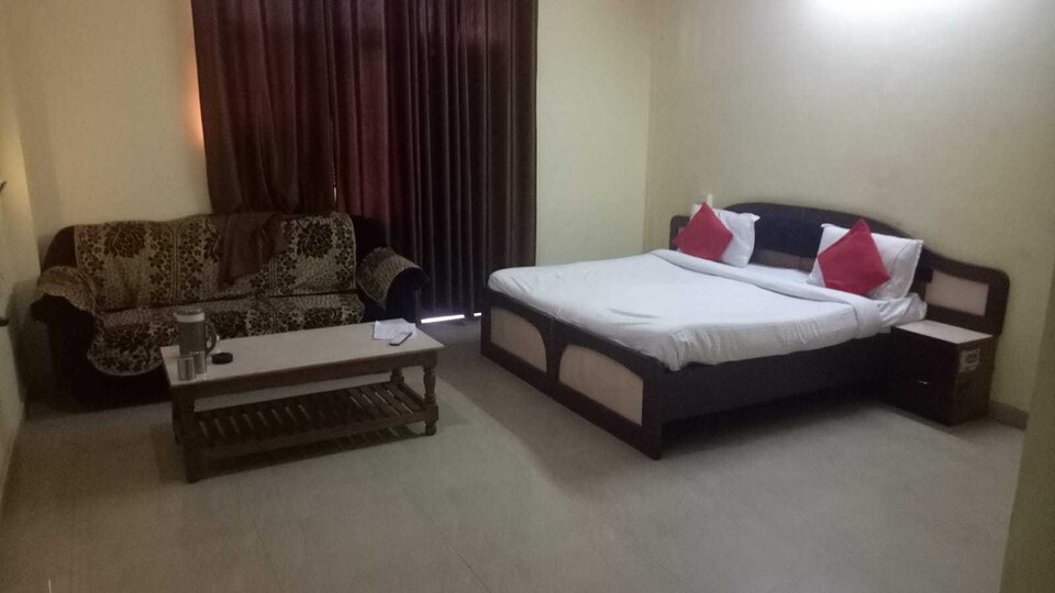 HOTEL O MAA VISHNI RESIDENCY , Allen Landmark City Kota, Kota