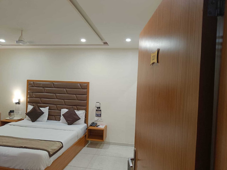 HOTEL O MAA VISHNI RESIDENCY , Allen Landmark City Kota, Kota