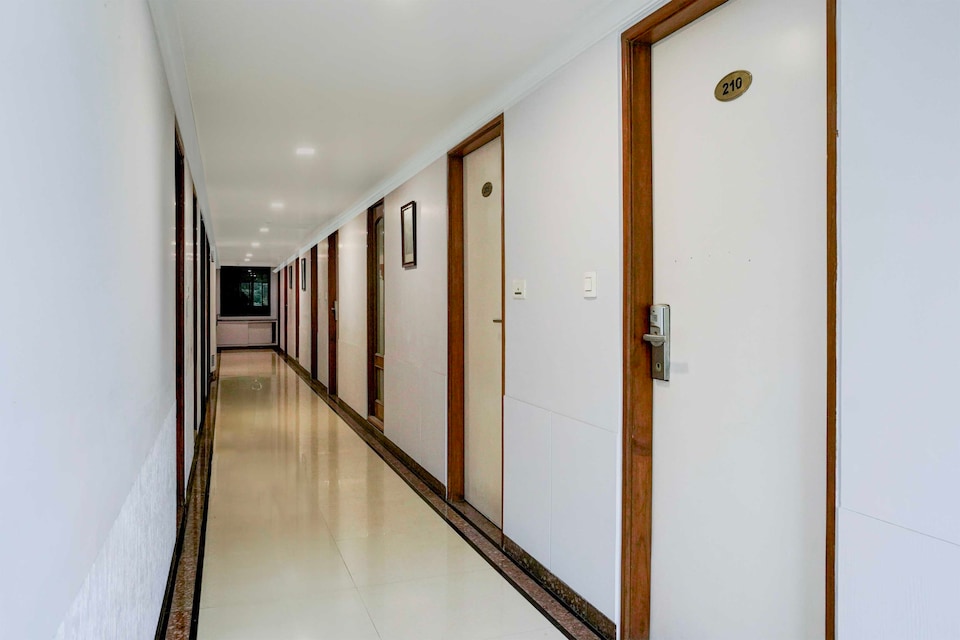 Townhouse Rajkot Mahatma Gandhi Museum, Dhebar Road, Rajkot
