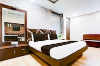 Hotel O Kampoo Tiraha Road