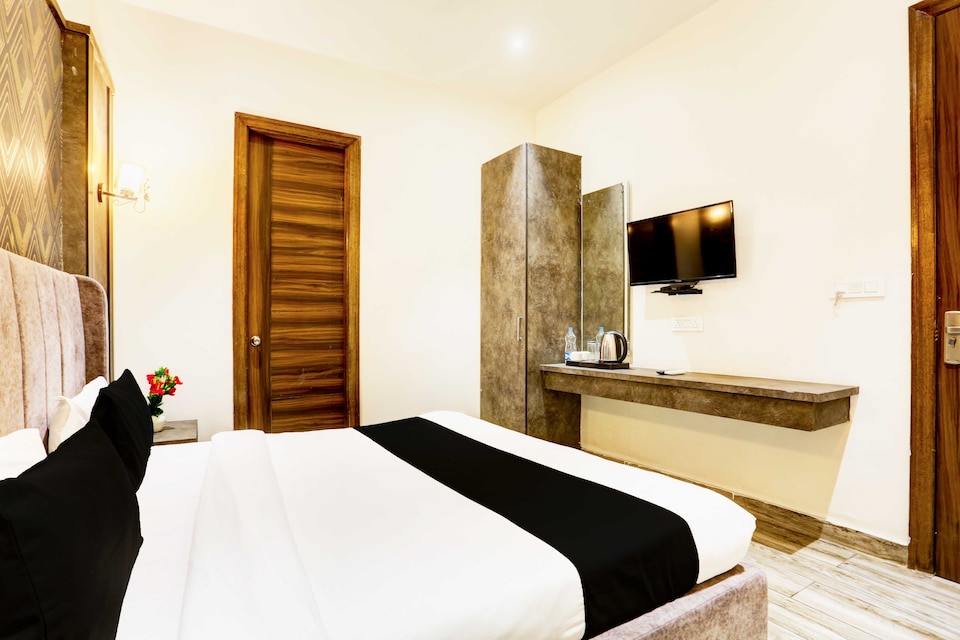 Hotel O Amritsar Bus Stand, Golden Temple Road Amritsar, Amritsar