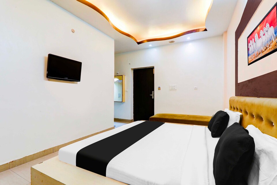 Hotel O Charbagh, Charbagh Lucknow, Lucknow