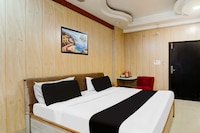 Hotel O Charbagh