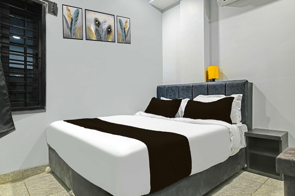 Hotel O Mahakal, Main Market Ujjain, Ujjain