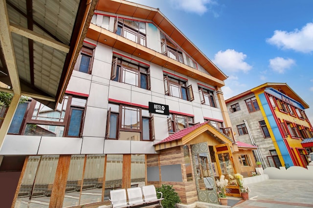 Hotel O Rajbagh