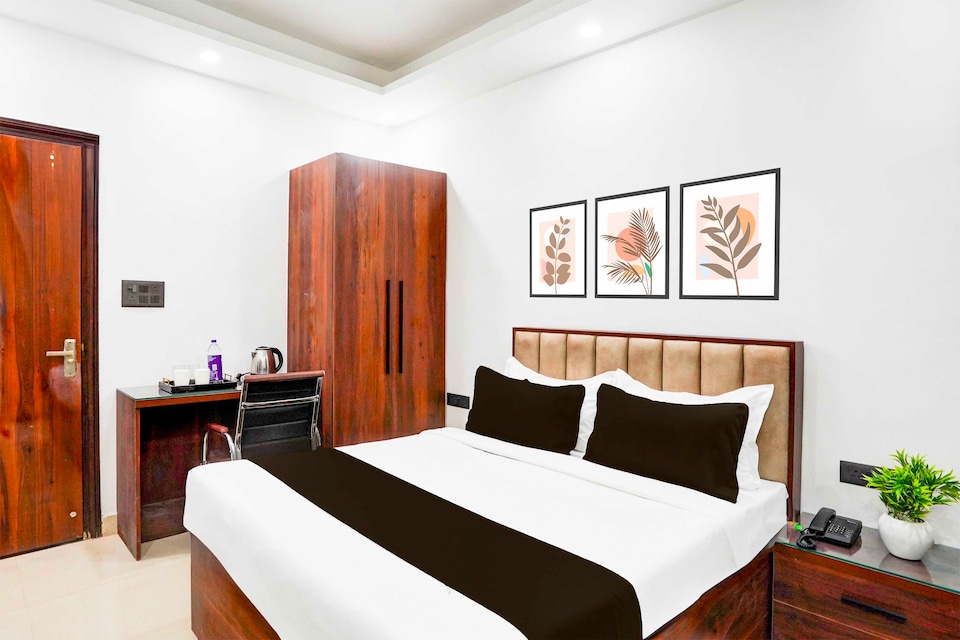 Hotel O 63 A Noida, Noida City, Noida