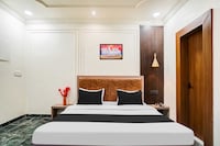 Hotel O Ratan Lal Nagar