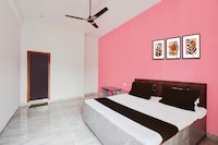 Super Hotel O Kashvi Inn & Cafe