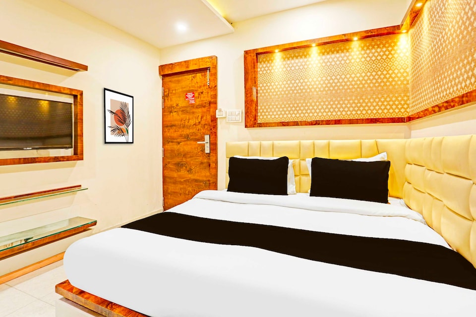 Hotel O Phalka Bazaar Gwalior, Lashkar, Gwalior
