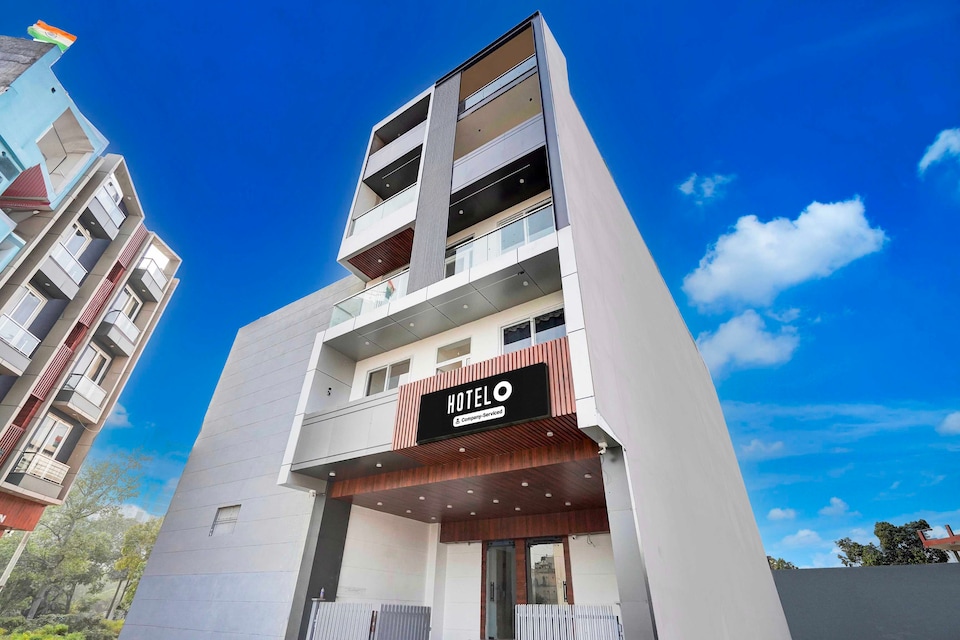 Hotel O Noida Dr. Babasaheb Ambedkar park, Greater Noida, Noida