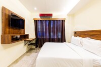 POP 83669C Hotel Amar In 