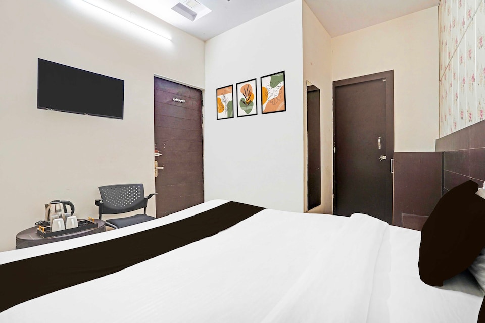 Hotel O Prabhat Nagar Bareilly, Civil Lines Bareilly, Bareilly
